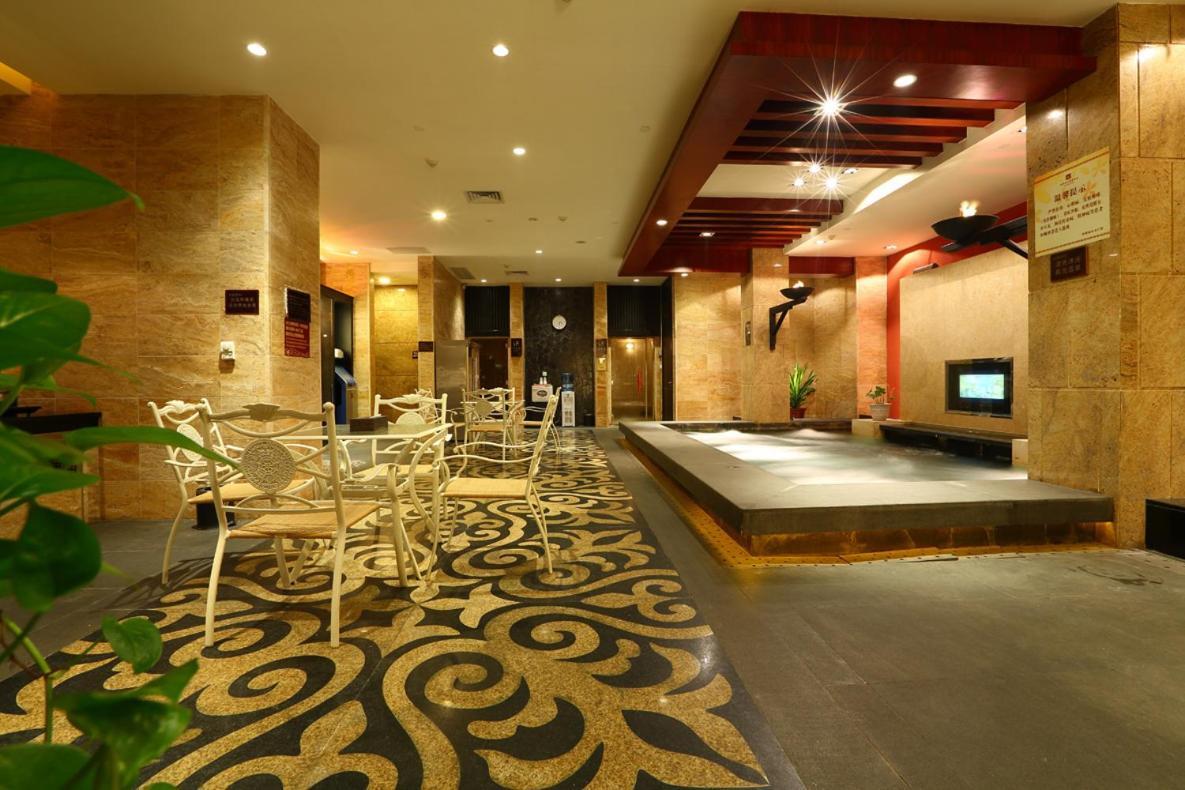 Green Lake Hot Spring Hotel Foshan Dış mekan fotoğraf