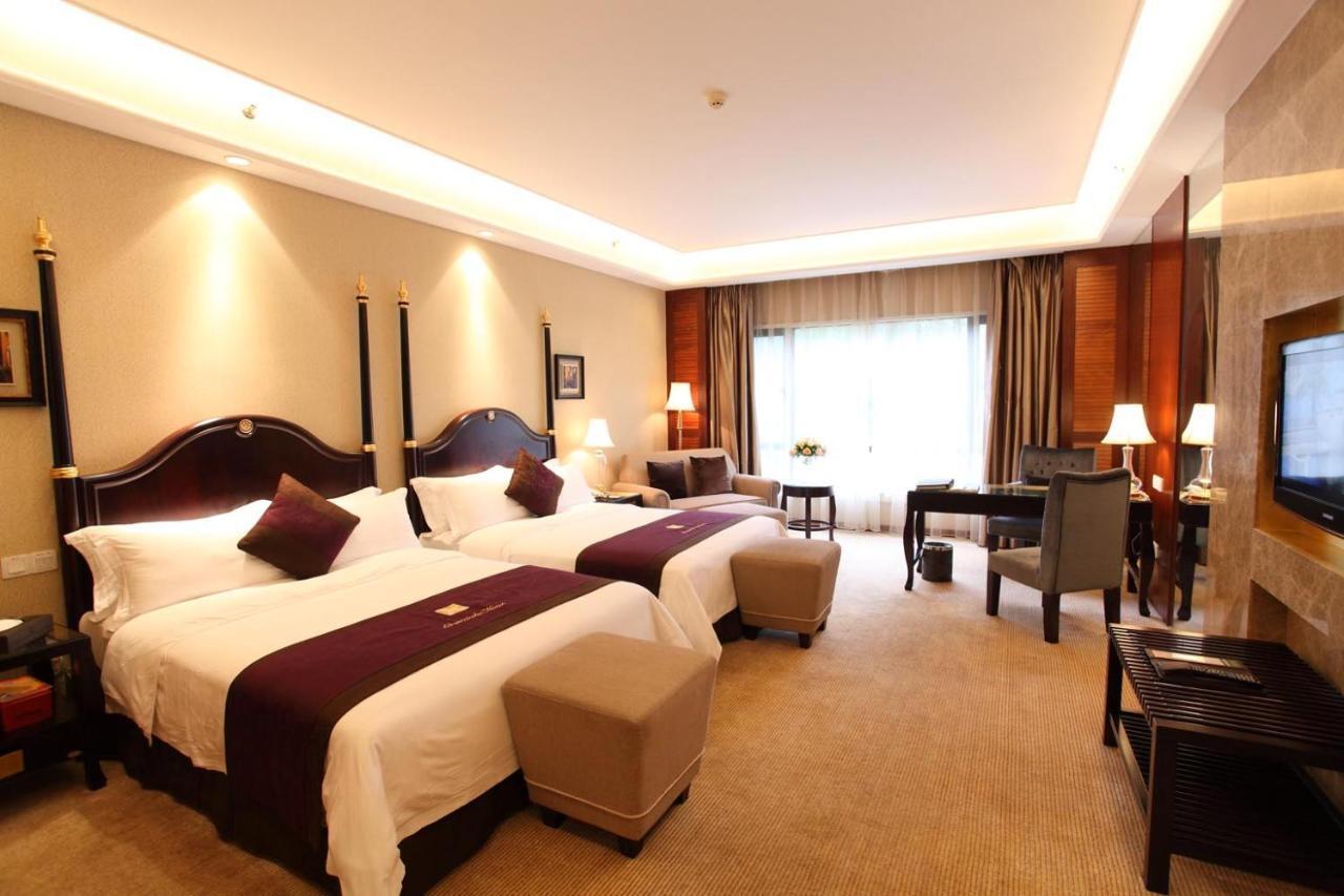 Green Lake Hot Spring Hotel Foshan Dış mekan fotoğraf